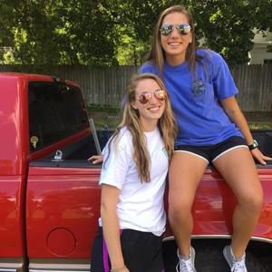 Meet your Posher, Olivia